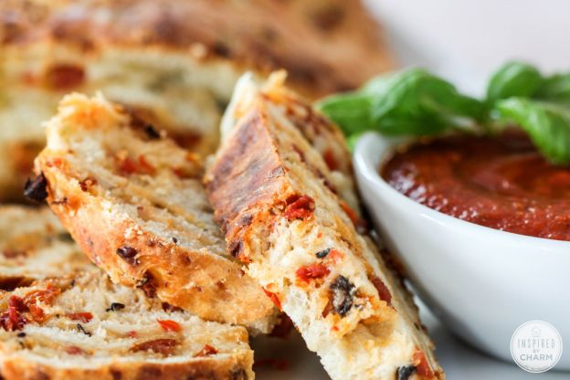 66. Savory pizza bread