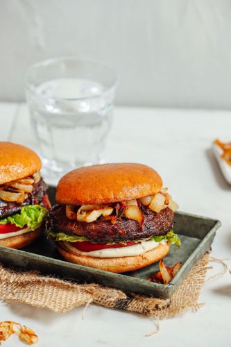 Balsamic Portobello Burgers with Caramelized Onions & Garlic Aioli