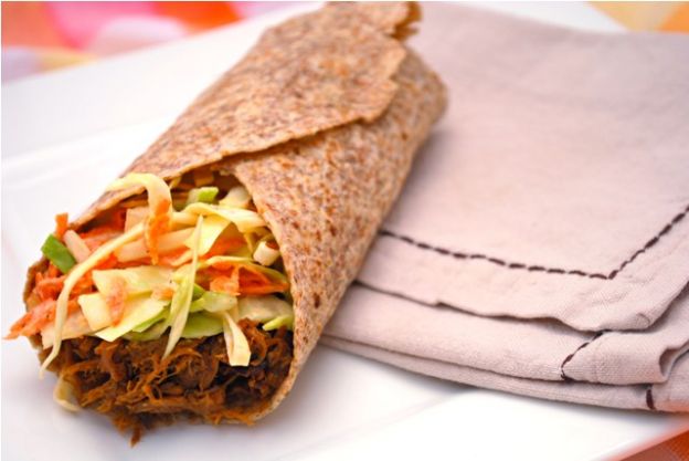 Pulled pork wraps with coleslaw