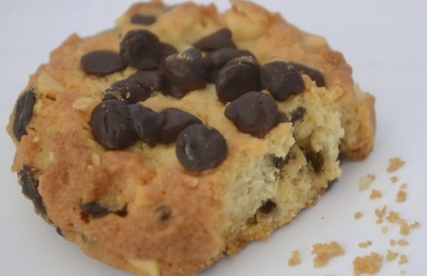 Pumpkin chocolate chip cookies