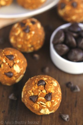 Pumpkin chocolate chip energy bites