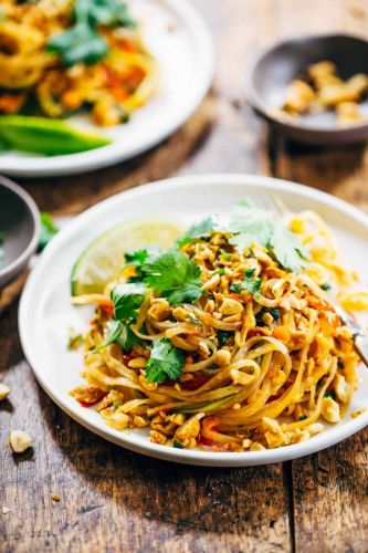 Rainbow Vegetarian Pad Thai