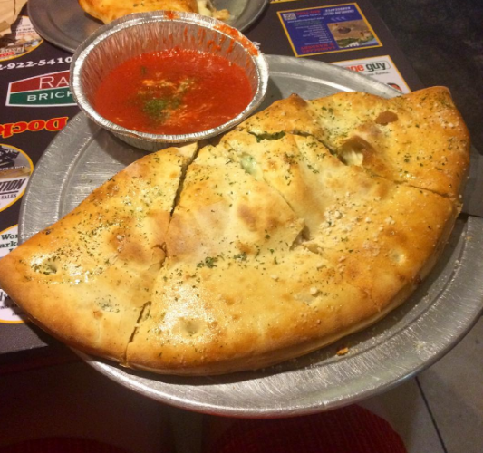 Vermont - Ramunto's Cal-Mungo Calzone Challenge