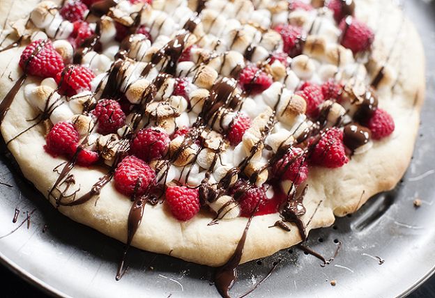 45. Raspberry s'mores pizza