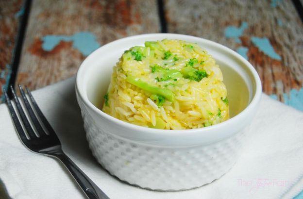 Single-serving cheesy broccoli rice casserole