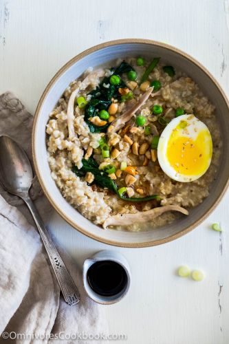 Savory Oatmeal with Chicken and Spinach