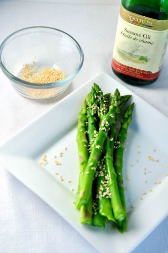 Sesame Asparagus