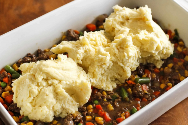 Leftover Mashed Potatoes Shepherd's Pie