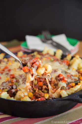 Shepherd's pie loaded fries