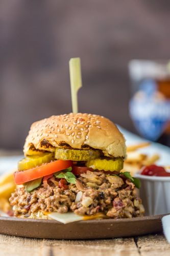 Slow Cooker Bacon Cheeseburger Sloppy Joes