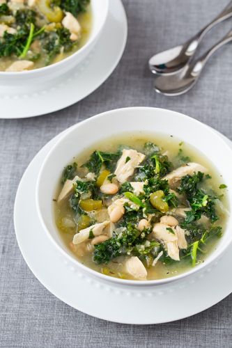 Slow-cooker quinoa chicken kale soup