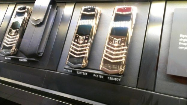 Solid Gold, Jewel Encrusted Mobile Phones