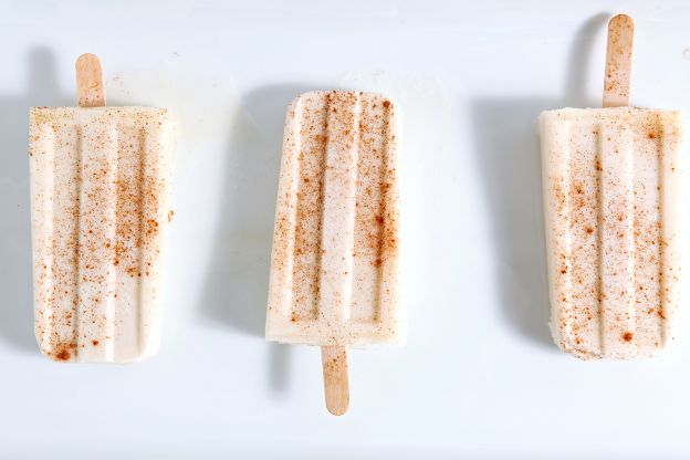 Spiced Rum Horchata Pops