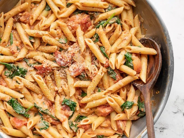 Creamy Tomato and Spinach Pasta