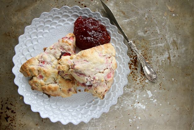 Strawberry Rhubarb Scones