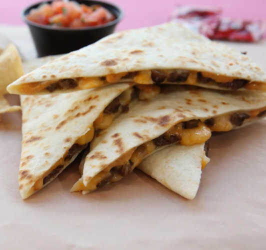 Taco Bell Steak Doubledilla With Chips & Salsa