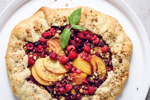 Bake A Fruit Pie Without A Pie Pan