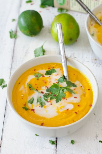 thai coconut carrot soup