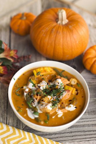 Thai pumpkin curry with salmon and shrimp