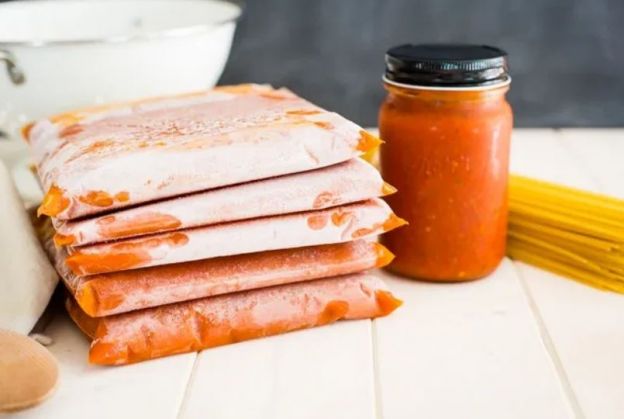 Make Homemade Tomato Sauce and Freeze it for Months