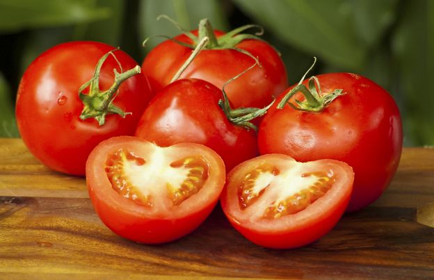 Peel tomatoes easily