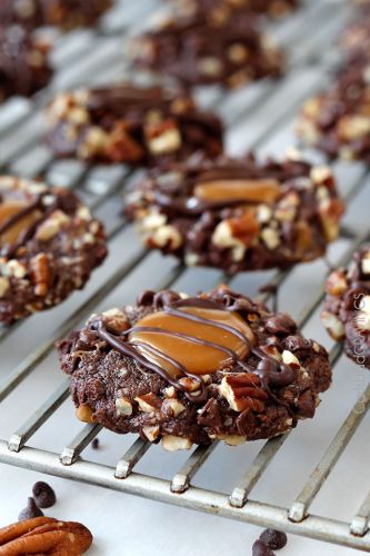 Triple chocolate turtle cookies