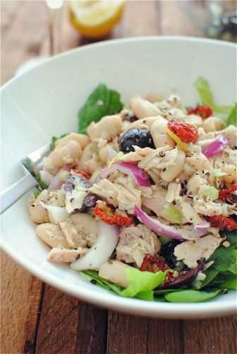 Tuscan Tuna and White Bean Salad