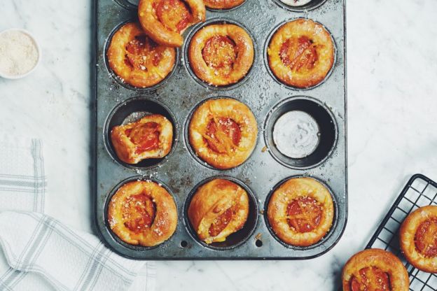 Vegan Deep Dish Pepperoni Pizza Muffins