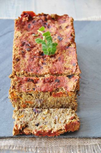 Vegan Lentil Loaf With Roasted Carrots, Onions And Portobellos