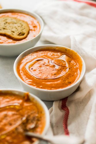 Vegan Roasted Tomato Soup