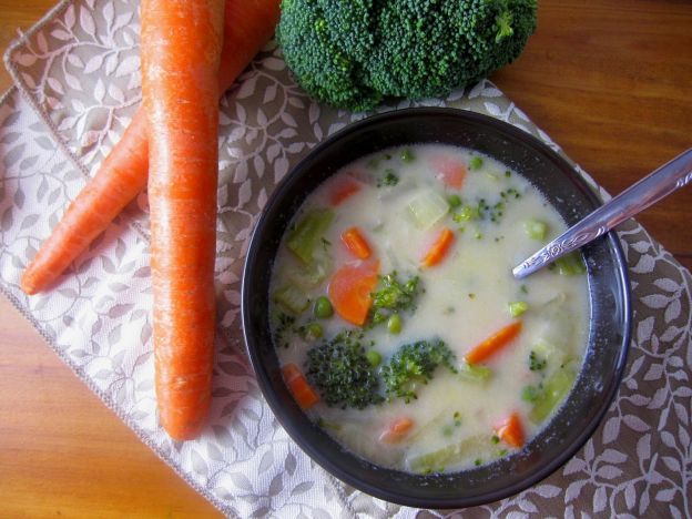 Creamy vegetable soup