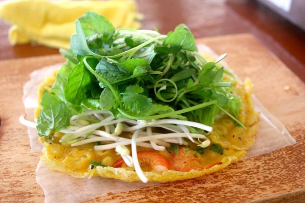 Banh Xeo (Vietnamese Rice Crepes)