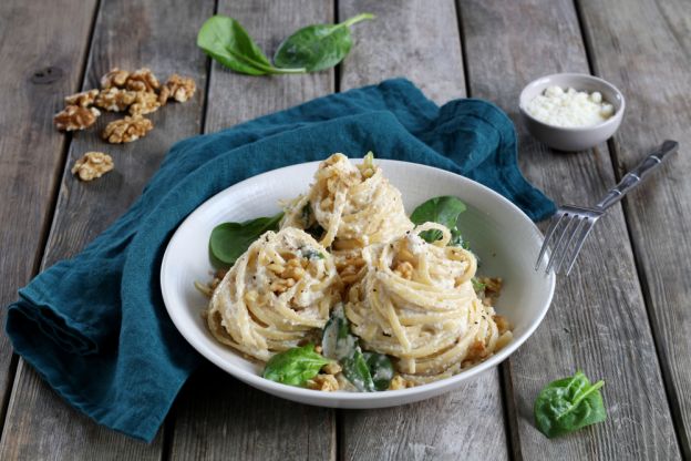 Creamy Walnut Ricotta Pasta