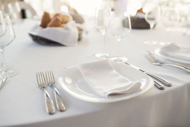 Not respecting place settings