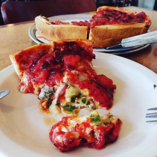 Zachary's Chicago Pizza - Berkeley, CA