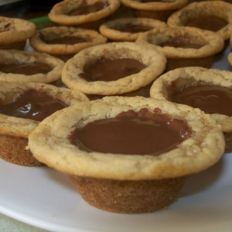 Sara's Nutella Cookie Cups